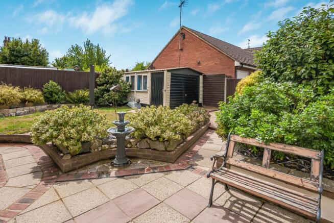Lonsdale Road, Southchurch Village photo 4