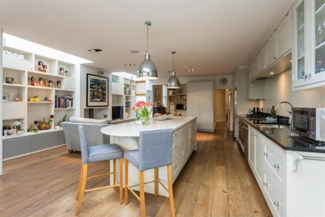 Kitchen Breakfast Area