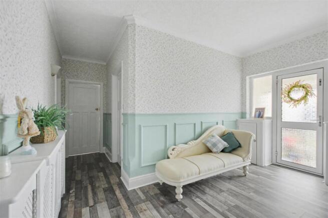 Entrance Hall_1.jpeg