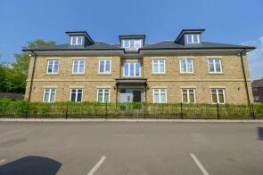 Flat 10, 45 Alban Court, Roe Green Lane, Hatfield AL10 0SH