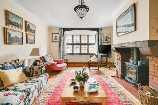 THE MAISONETTE (1)