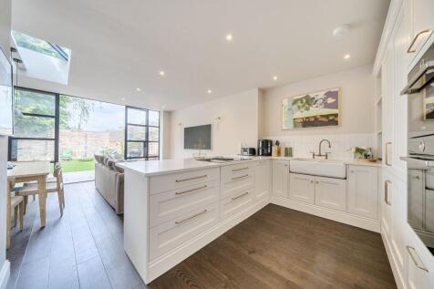 Garfield Road, Wimbledon, London, SW19