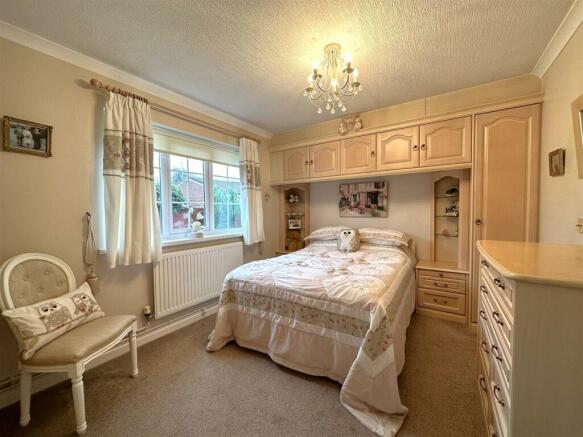 Master Bedroom 340