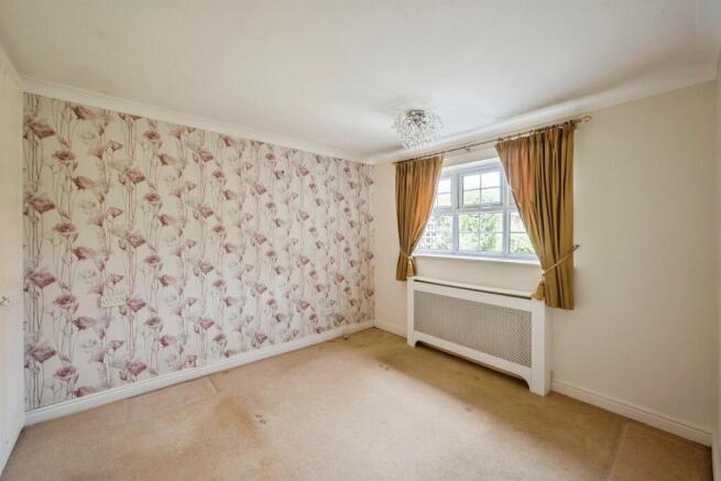 2 bed Detached Bungalow for sale Image 8