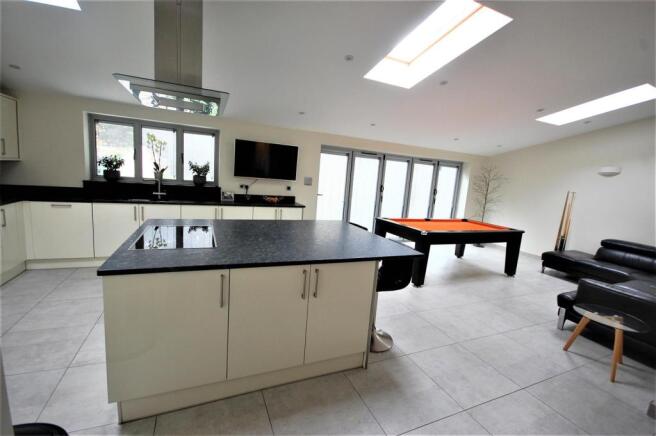 Kitchen/diner/family Room