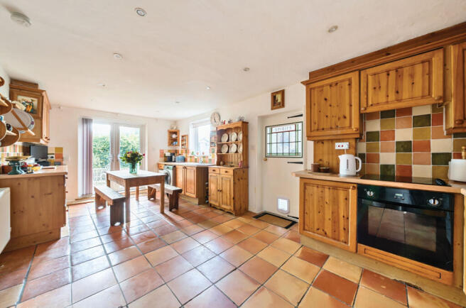 1302544-11-684b1e...