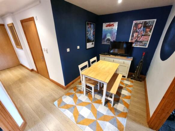 dining Area.jpg