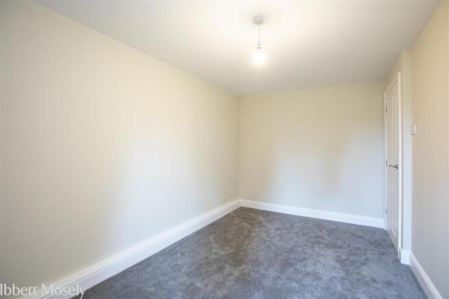 8 Lawson Mews22-resized.jpg