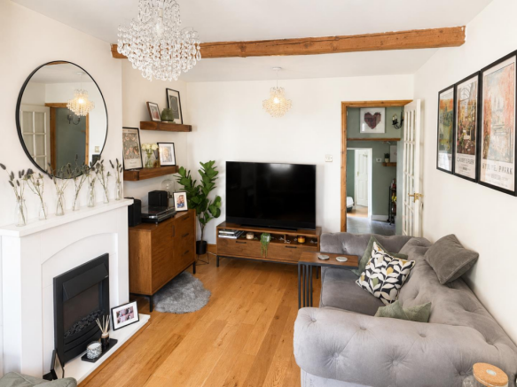 Living Room (1).png