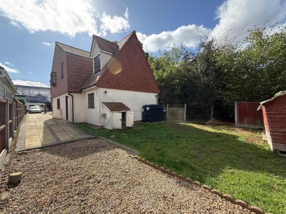 WhatsApp Image 2025-10-24 at 14.29.29_c9877141.jpg