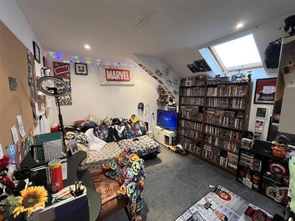2 bed Apartment for sale Image 9