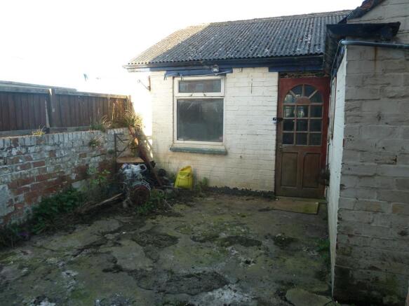 Photo 10