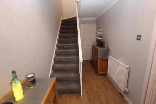 85 sir stafford close 012.JPG