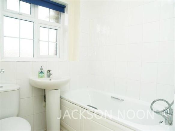 Photo 11