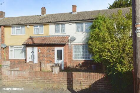 Long Furlong Drive, Slough, SL2