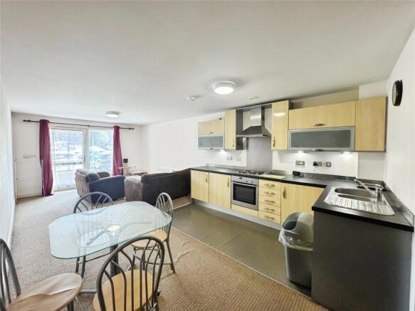 Lounge/Kitchen