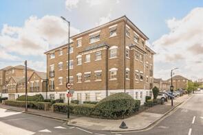 Flat 4, 110, Commercial Way, London SE15 5GQ