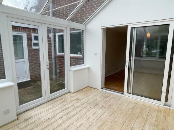 Conservatory 2.JPG