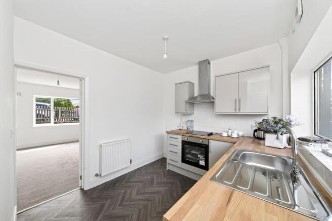 BREAKFAST KITCHEN