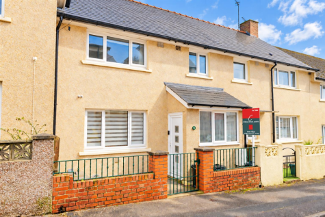 Jewel Street, Barry