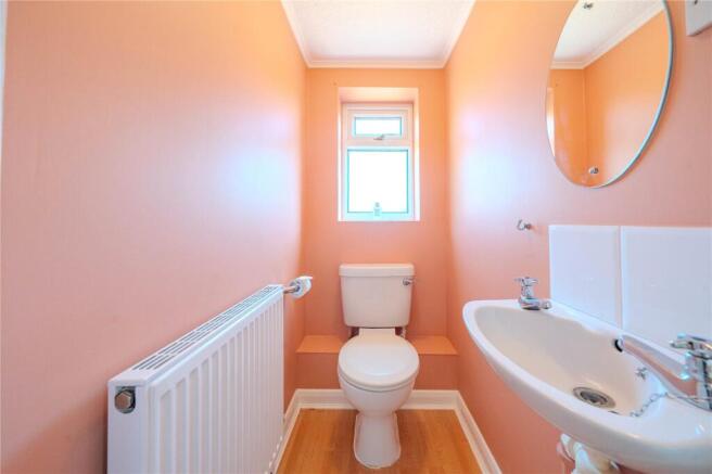3 bed Semi-Detached for sale Image 11