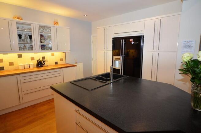 Kitchen 3