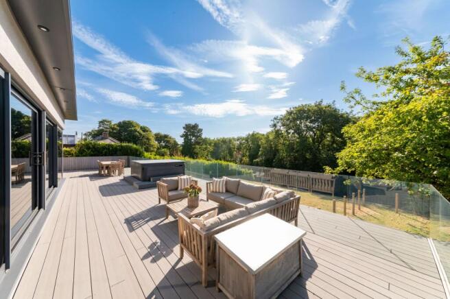 Rear ground floor terrace