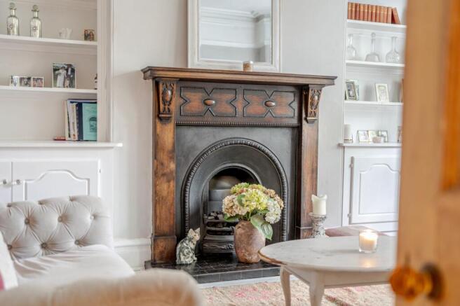 4 bed Terraced for sale Image 8