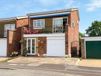 Mount House Close, Hythe, SO45