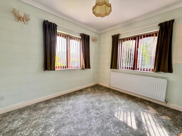 3 bed Detached Bungalow for sale Image 5