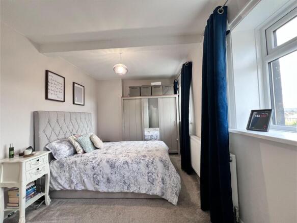 2 bed Cottage for sale Image 9