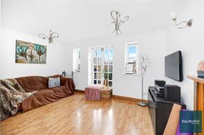 21, Hampton Close, New Southgate, London N11 3PR