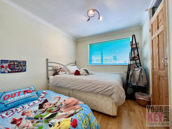 Photo 13
