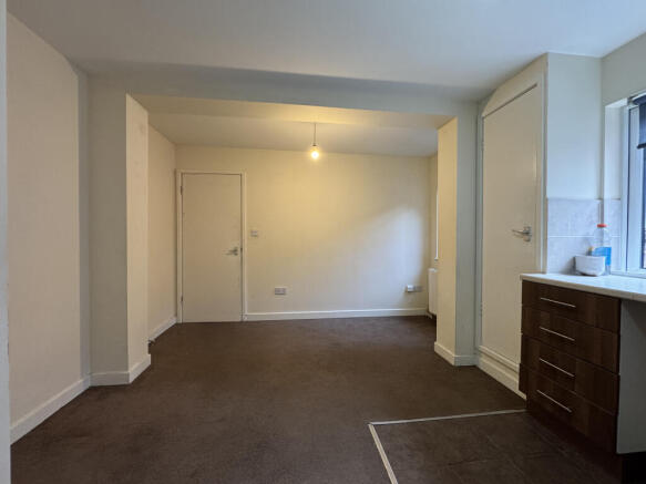 Lounge/dining area