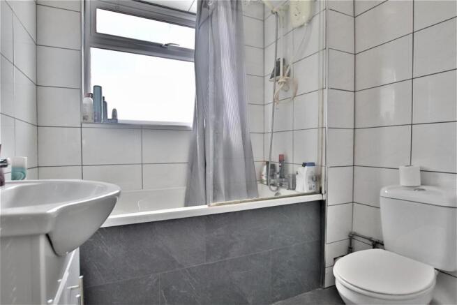 SPRINGWATER, NORTHWAY BATHROOM