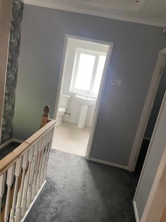 3 bed Terraced for sale Image 8