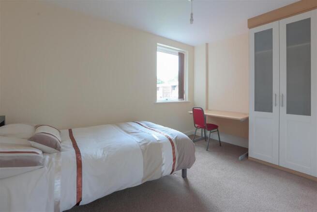 ecclesall rd 112, 6 bed 1.jpg
