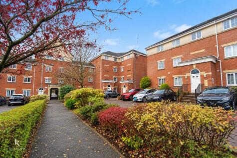 48 Derby Court, Bury, BL9 6WG