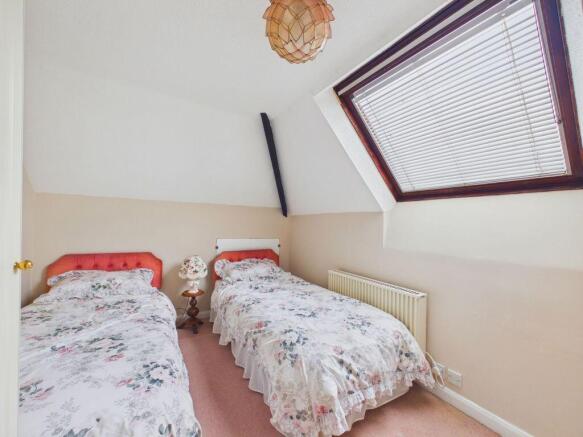 3 bed Detached Bungalow for sale Image 11