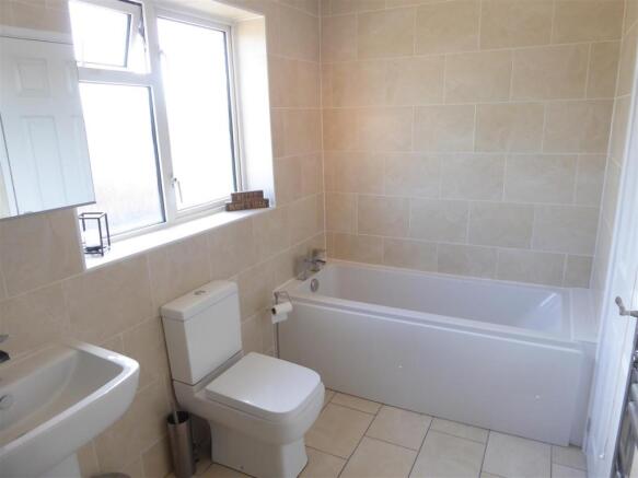 Refitted Four Piece Family Bathroom