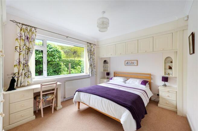4 bed Detached for sale Image 12
