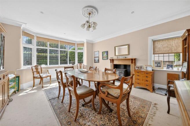 8 bed Detached for sale Image 4