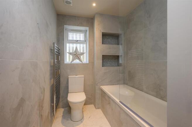 2 bed Apartment for sale Image 10