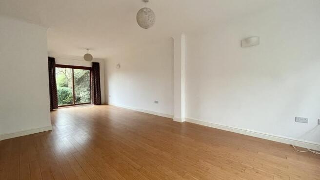 Living Room 1.JPG
