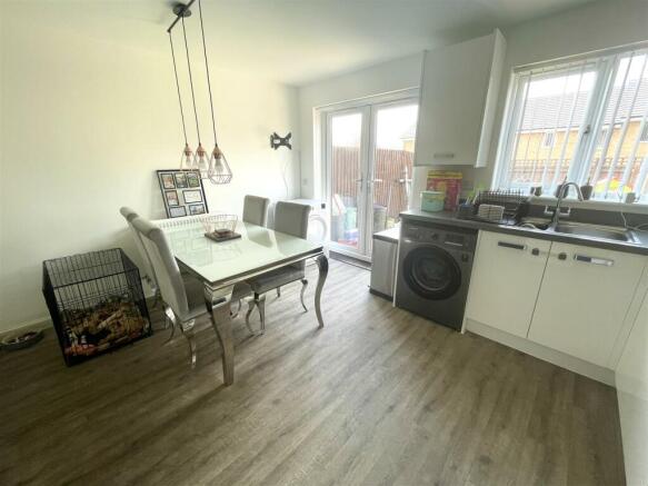 Kitchen/Dining Room