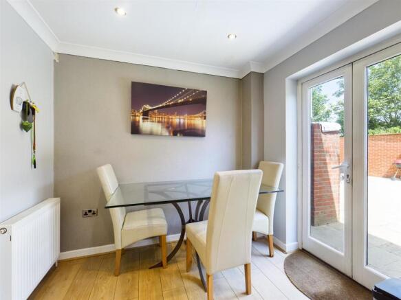 Kitchen/Dining Room