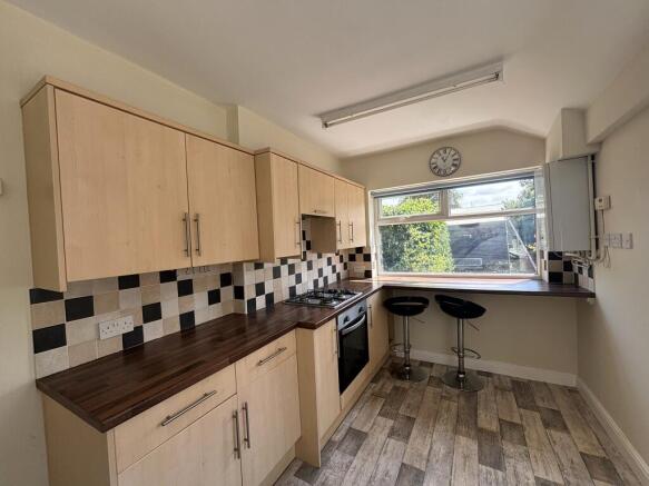 Bowers Avenue, Grimsby, DN31 2BG photo 5