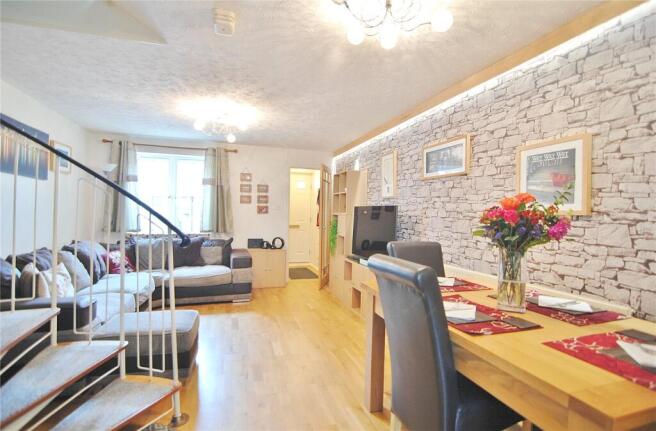 Eagle Close, Chalford, Stroud, Gloucestershire, GL6 photo 4