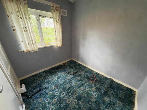 4 bed Semi-Detached for sale Image 8