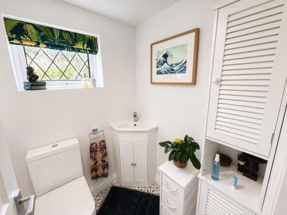 3 bed House to rent Image 11